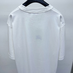 SS24 Burberry T-shirts Unisex 51015