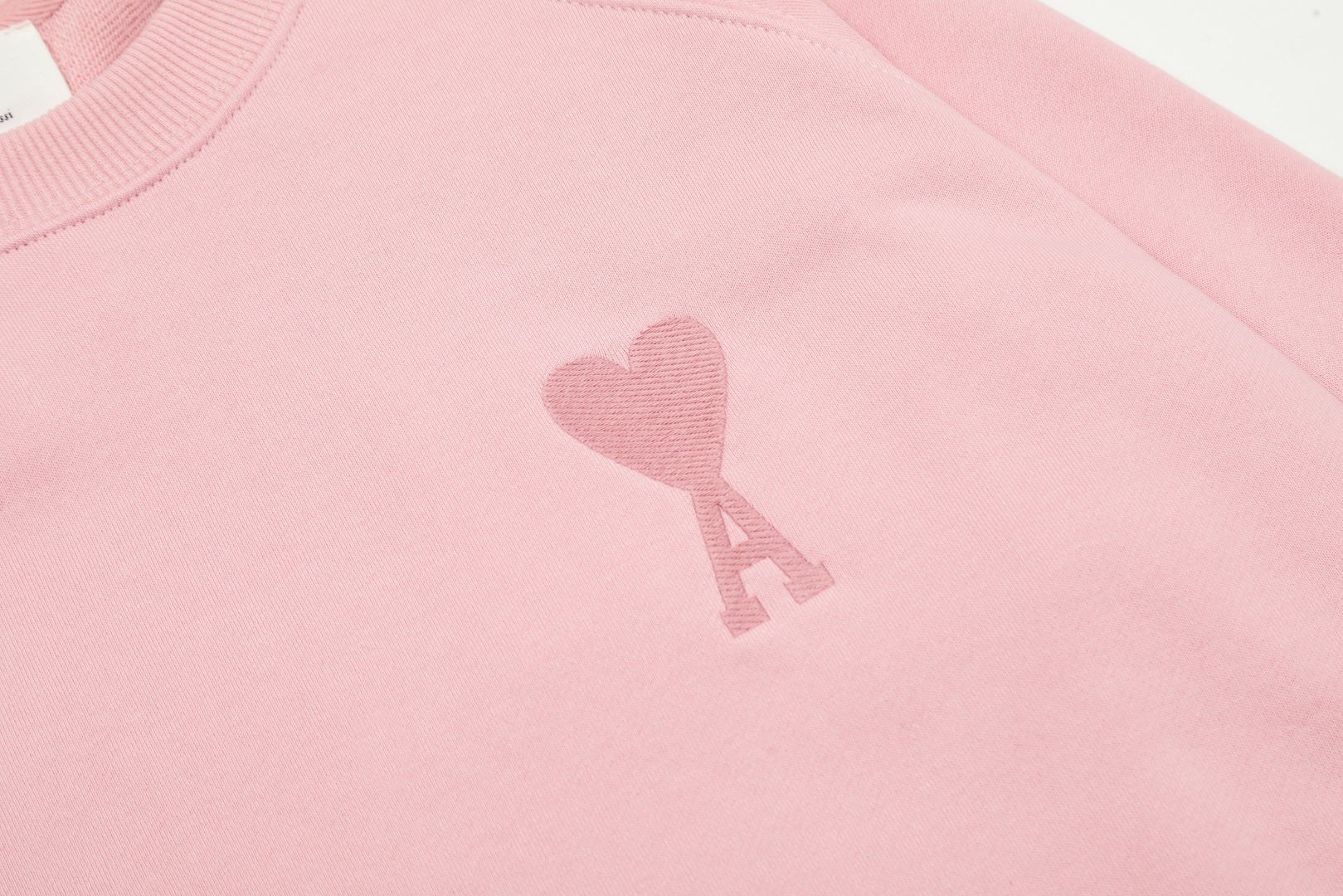 Ami Pairs Macaron medium love round neck sweatshirt pink 489