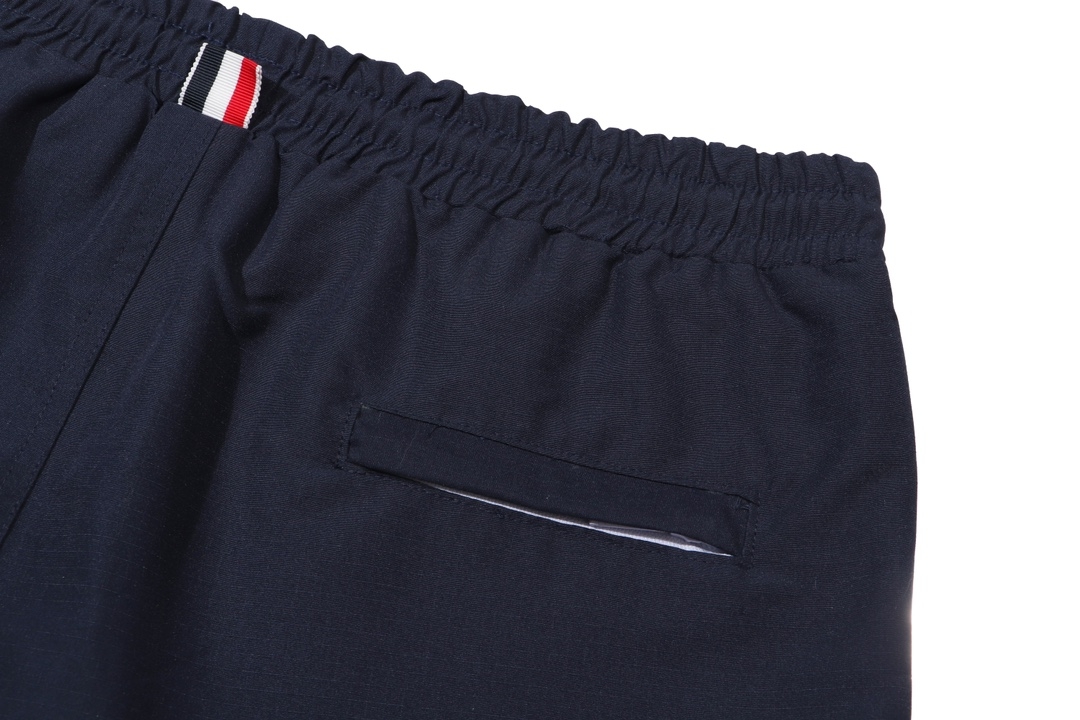 Thom Browne classic shorts 814